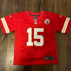 Kids L Nike Patrick Mahomes jersey in very good condition